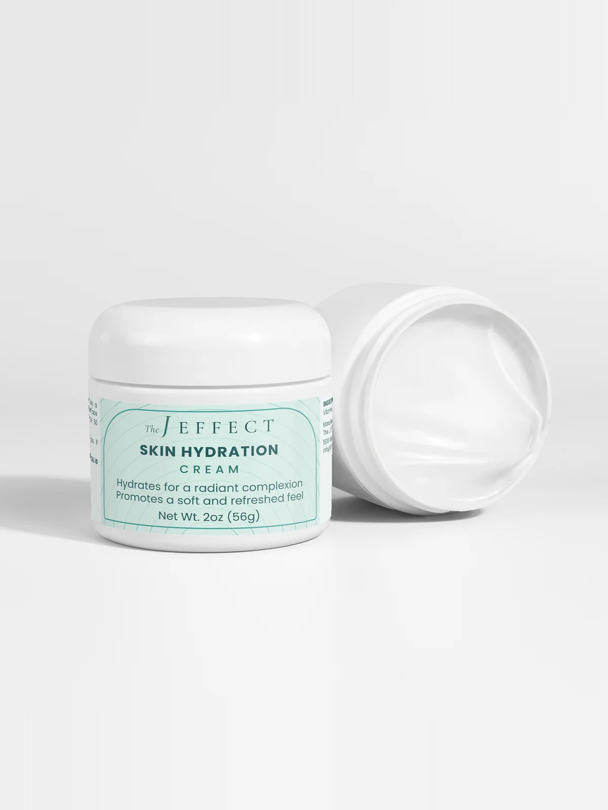Daily Calm with key ingredients: Hyaluronic Acid, Avocado Oil, Vitamin E